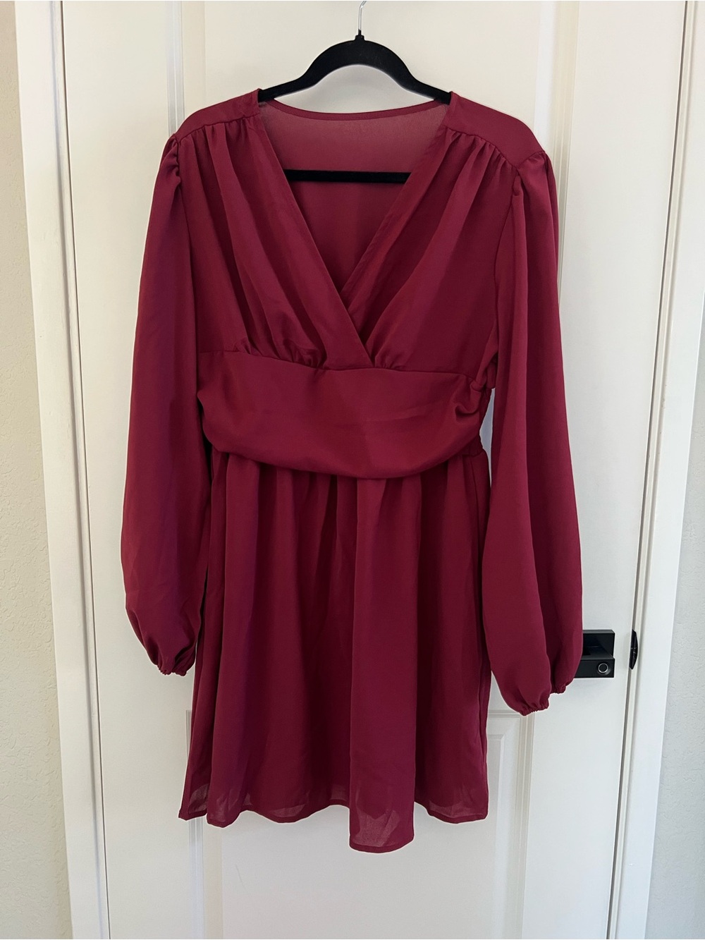 Women's Burgundy Long-Sleeve V-Neck Dress